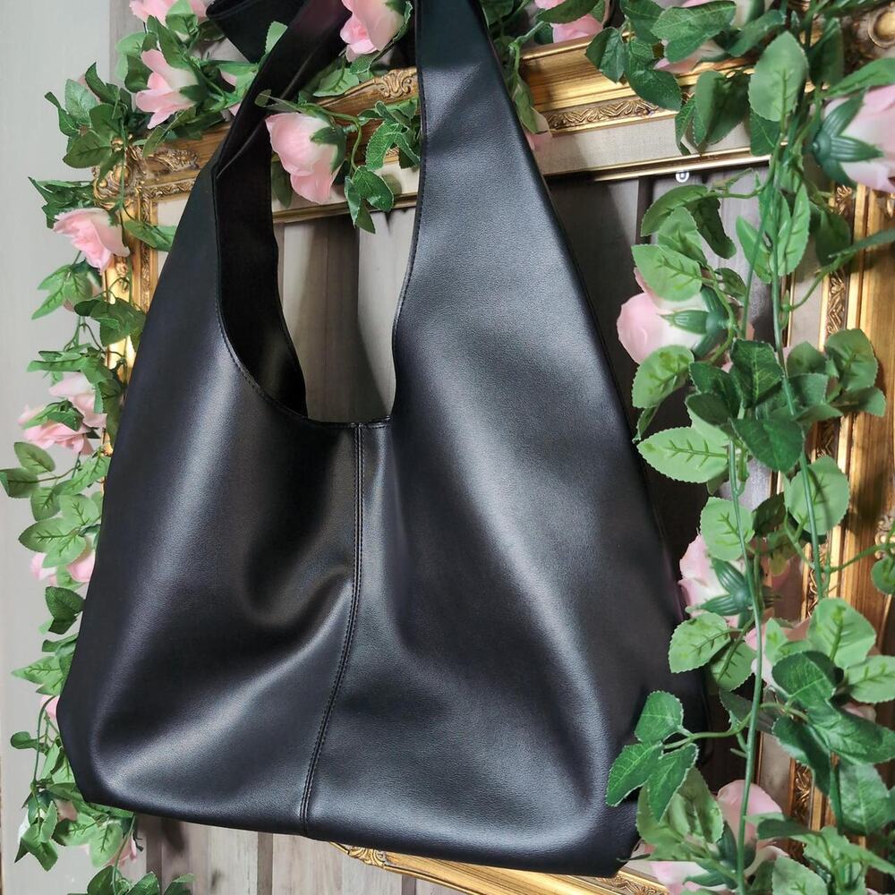 Victorias secret black oversized hobo bag - Picture 3 of 4